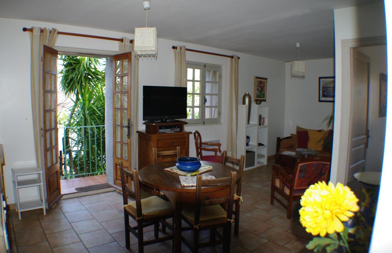 GITE , Maison de vacances avec extérieur et terrasse fleurie Villa Santa-Lucia-di-Tallano Esterno foto